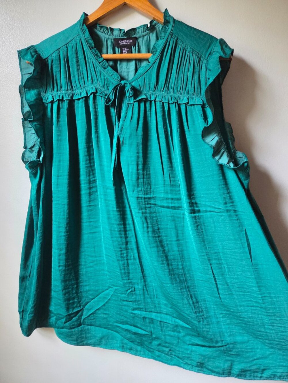 EUC JONES & CO TEAL SILKY TOP SIZE 2X
